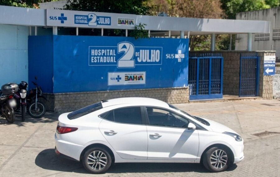 Aproximadamente 70 médicos do Hospital 2 de Julho seguem sem remuneração desde julho