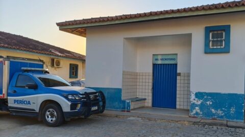 Homem que enfrentava alcoolismo e depressão é encontrado morto em casa; Polícia Civil investiga o caso
