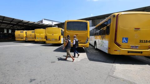 PGE e Procon pedem apuração sobre 944 ônibus encontrados em garagens no segundo turno em Salvador