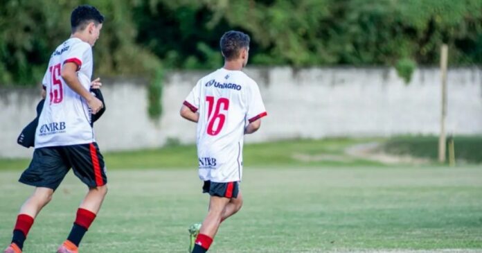 vitoria-promove-peneira-em-sua-nova-academia-de-futebol;-saiba-quando