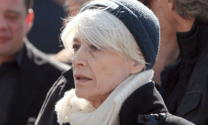 morre-a-cantora-francesa-francoise-hardy-aos-80-anos