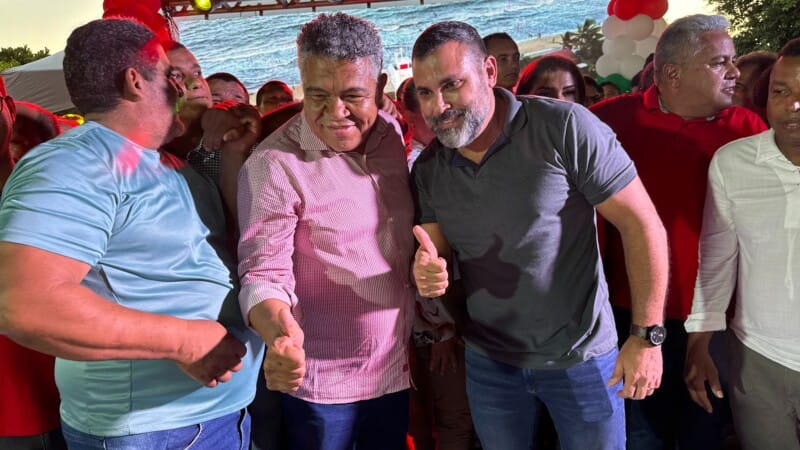 Multidão lota evento da pré-candidatura de Zico à reeleição de prefeito em Alcobaça 18 DJI 20240629 171655 577