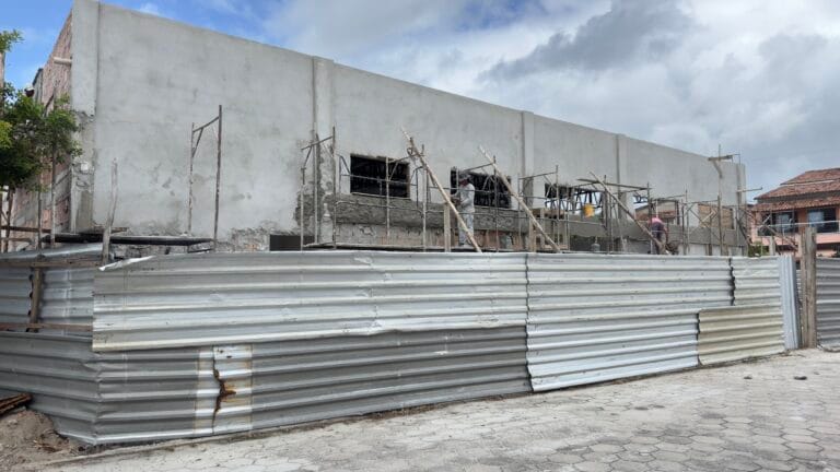 Estão na fase final as obras de construção do Mercado Municipal do Peixe de Alcobaça