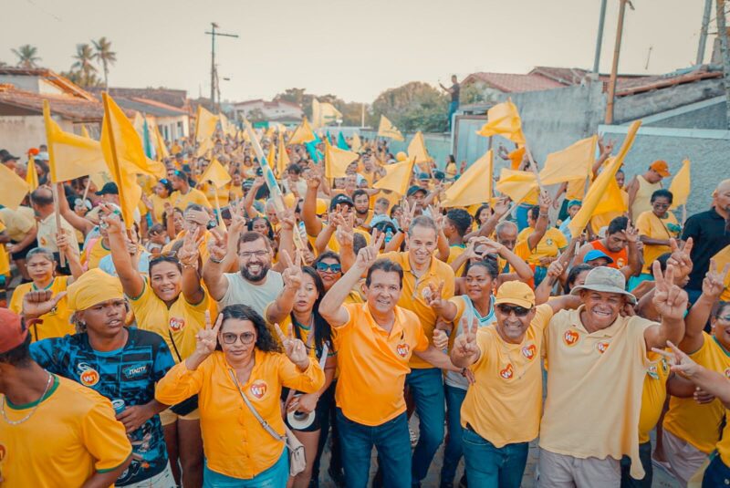 Caminhada nas ruas de Guarani com Wilsinho e seu grupo político 10 IMG 20240826 WA0197