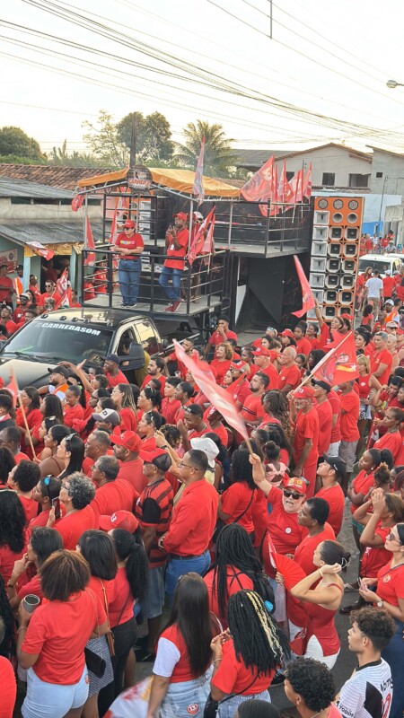 Vaninha realiza caminhada com presença de Jerônimo Rodrigues declarando apoio à sua campanha em Caravelas 12 IMG 2764