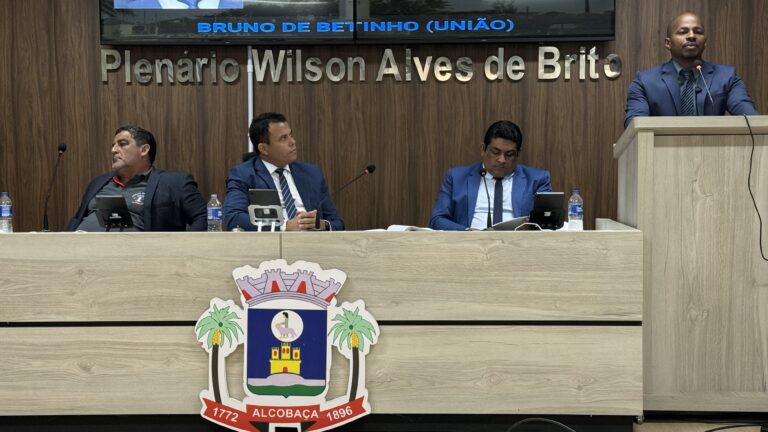 Câmara de Alcobaça aprova proposta para incluir concurso de redação e olimpíada de matemática no calendário escolar