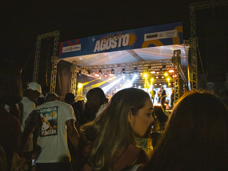 Larissa Gomes e Raquel dos Teclados abrem a Festa de Agosto 2025 em Alcobaça