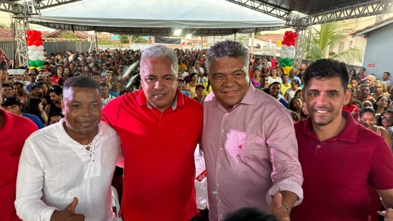 Multidão lota evento da pré-candidatura de Zico à reeleição de prefeito em Alcobaça 11 DJI 20240629 170533 130