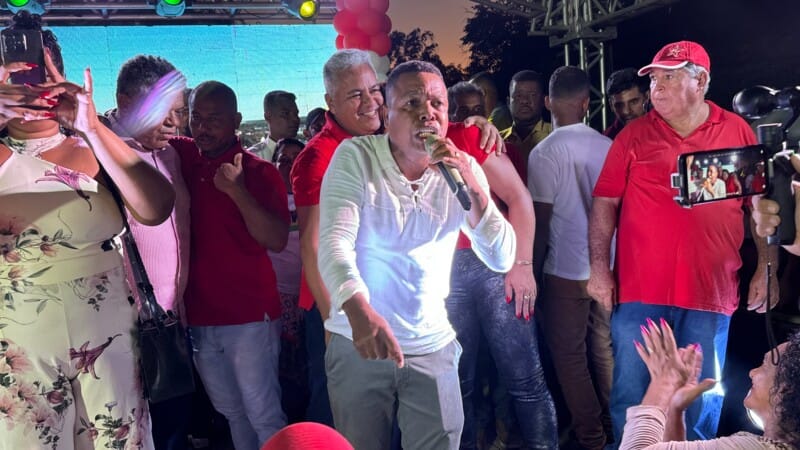 Multidão lota evento da pré-candidatura de Zico à reeleição de prefeito em Alcobaça 28 DJI 20240629 173844 627