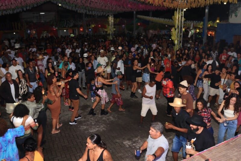 Três dias de festa e muita tradição no são joão de Caravelas 10 WhatsApp Image 2024 06 24 at 13.12.30 2