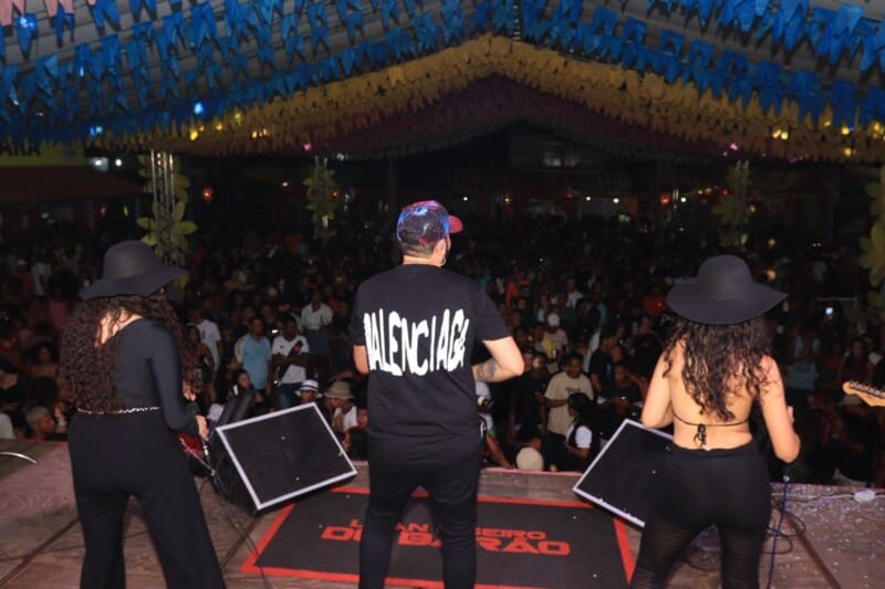 Três dias de festa e muita tradição no são joão de Caravelas 8 WhatsApp Image 2024 06 24 at 13.12.31 1