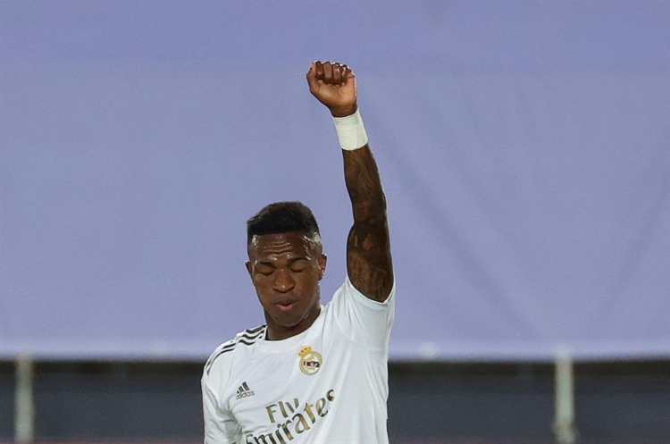 ‘Não sou vítima de racismo, eu sou algoz de racistas’, afirma Vinicius Jr. 3 vinicius jr real madrid efejuanjo martin