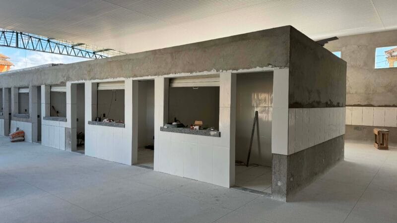 Estão na fase final as obras de construção do Mercado do Peixe de Alcobaça 11 Obras de construcao do Mercado do Peixe de Alcobaca 5