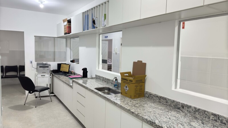 Hospital novo, kit ubs, van e ambulância nova estão entre os investimentos de mais de 6 milhões na saúde do Prado 44 IMG 2270
