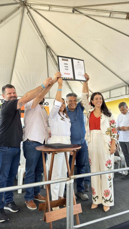 Hospital novo, kit ubs, van e ambulância nova estão entre os investimentos de mais de 6 milhões na saúde do Prado 13 IMG 2565