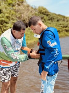 Remada ecológica para pessoas com deficiência inspira consciência ambiental em Prado 7 Remada ecologica em Prado 1