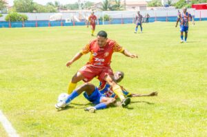 Alcobaça goleia Uberlândia no 25° desafio Bahia-Minas de futebol 23 Confronto entre Alcobaca e Uberlandia 30