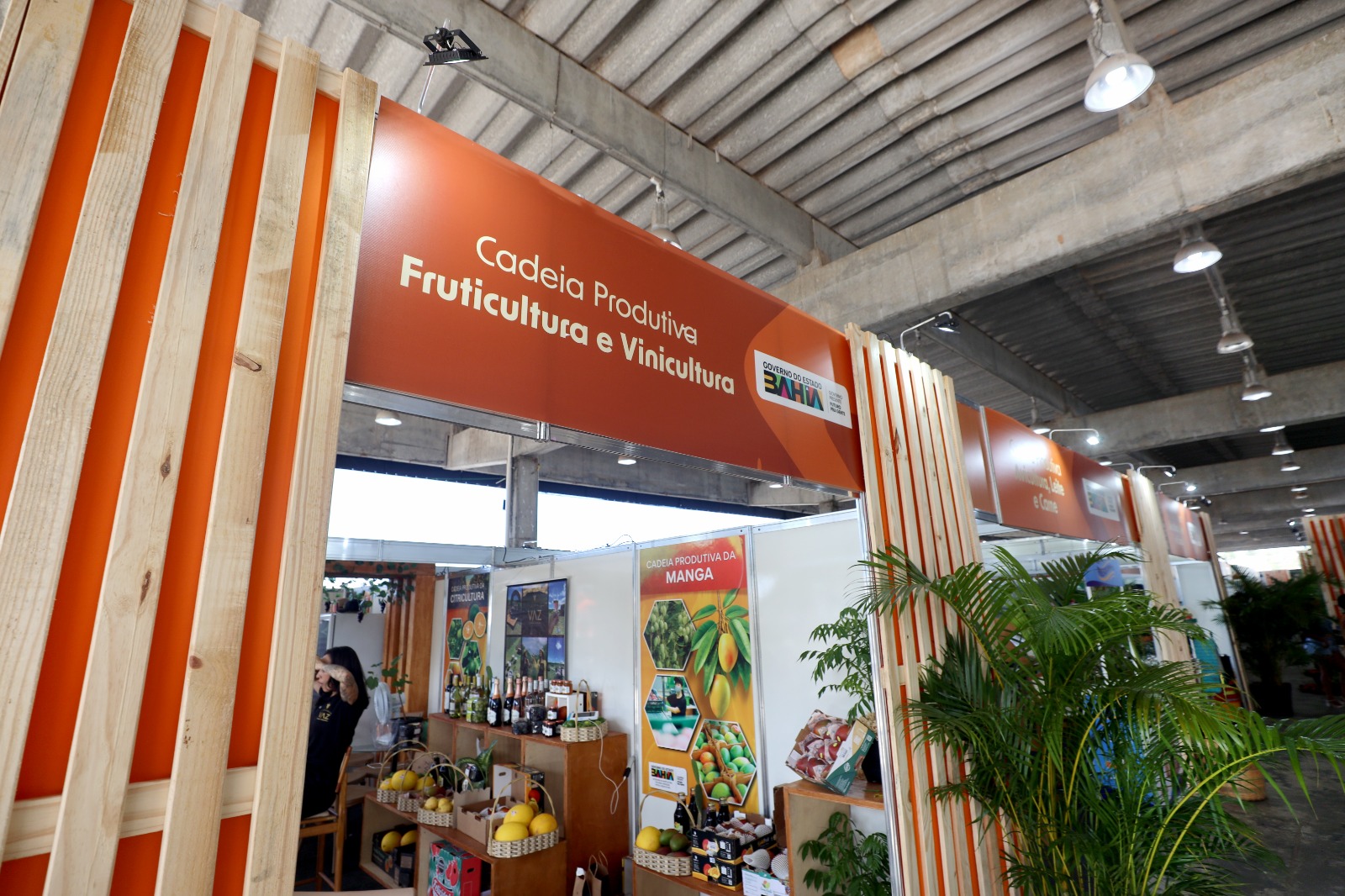 Fenagro impulsiona agronegócio baiano com apoio do governo e anúncio de concurso para Defesa Agropecuária 2 Fotos Wuiga Rubini GOVBAApp Image 2024 12 01 at 16.39.12