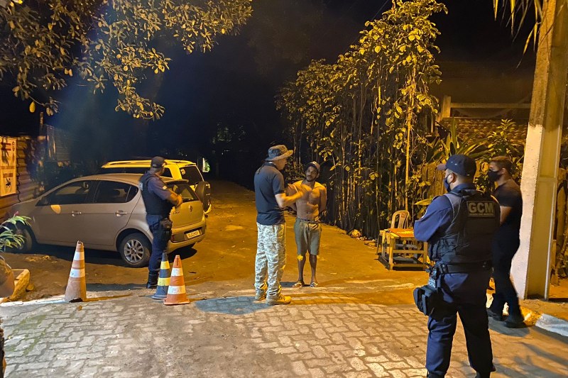 Turista denuncia cobrança abusiva de flanelinhas e má experiência em Trancoso 4 GCM em Trancoso foto 2022