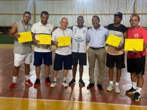 Caravelas premia os melhores do ano no esporte em 2024 25 Melhores atletas de 2024 em Caravelas 17