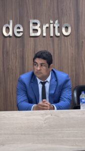 Zico de Baiato encaminha projeto e vereadores aprovam fim da taxa de iluminação pública na zona rural de Alcobaça 3 IMG 7902