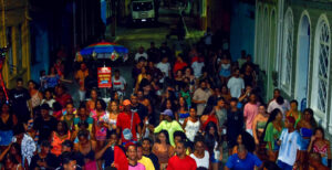 Bibas e No Stress empatam em no jogo de futsal na abertura do Carnaval 2025 de Caravelas 8 Bibas e No Stress empatam em no jogo de futsal na abertura do Carnaval 2025 de Caravelas 17