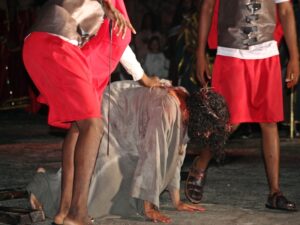 Fé e emoção marcam encenação da Paixão de Cristo em Alcobaça 11 47ee8a4a c6a1 4563 9fcb 0cf2bb0b6f50