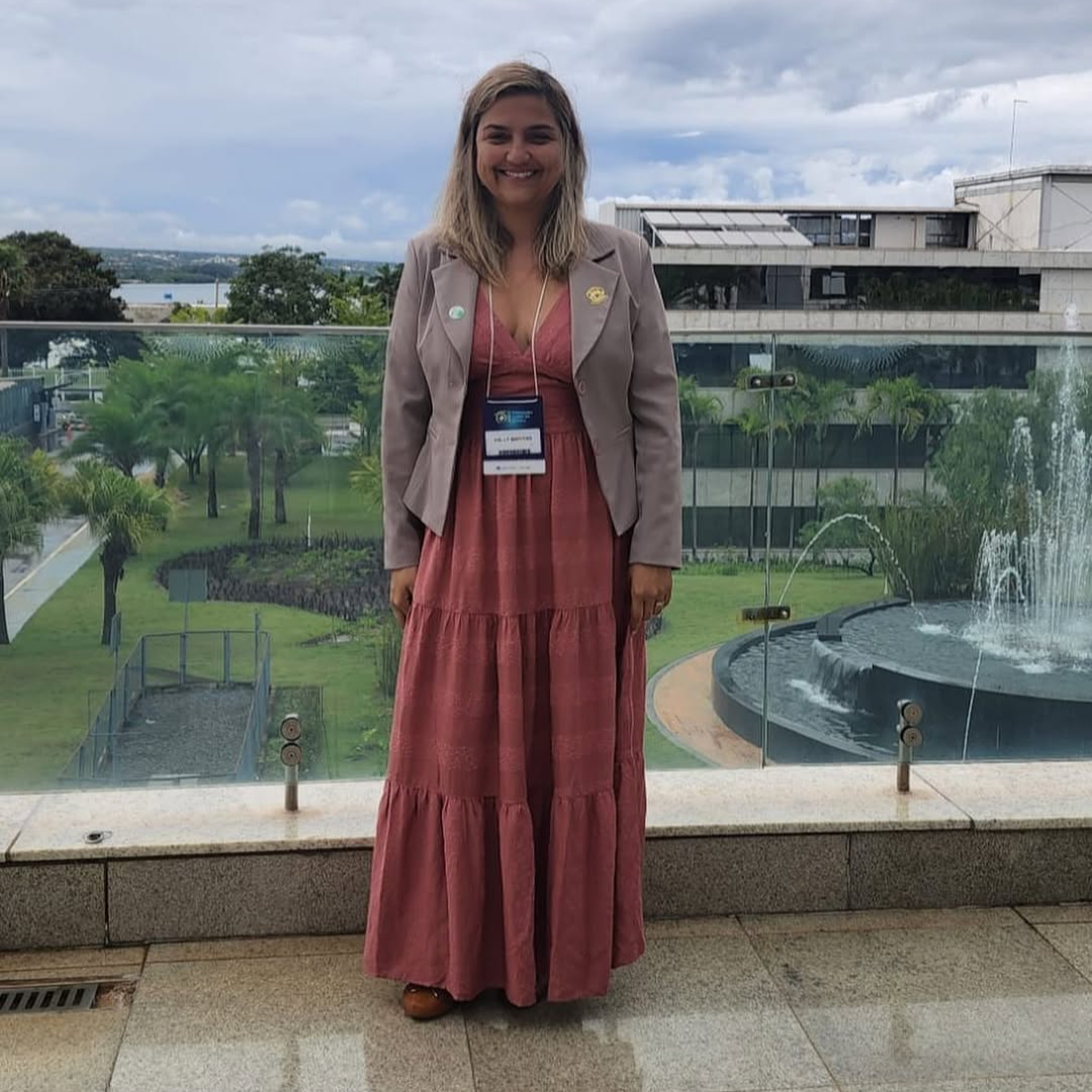 Dentista caravelense defende o uso de células-tronco na regeneração dos dentes 1 Kelly Nanci e dentista e defende o uso de ceulas tronco na regeneracao dos dentes 3