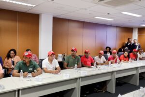 MST apresenta demandas ao governador Jerônimo Rodrigues em reunião sobre políticas públicas para assentamentos rurais 2 Reuniao com o MST. Fotos Wuiga RubiniGOVBA 6